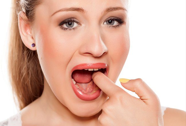 tooth-pain-mouth-woman-lips-dentist-oral-care-dentistry-5786826