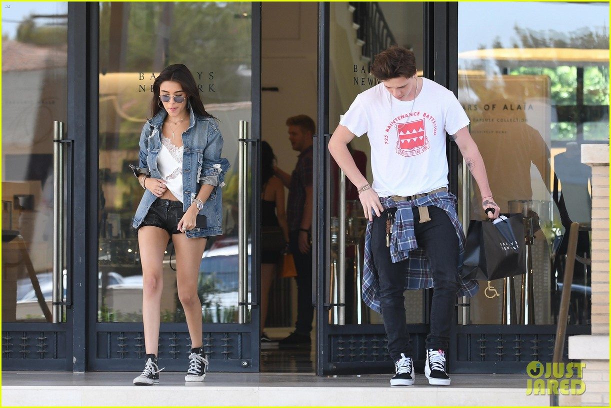 brooklyn-beckham-shops-with-madison-beer-after-introducing-her-to-his-mom-22-3596809